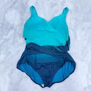 Lands End SlenderSuit Tummy Control Wrap One Piece Swimsuit Ombre Womens 22W DD